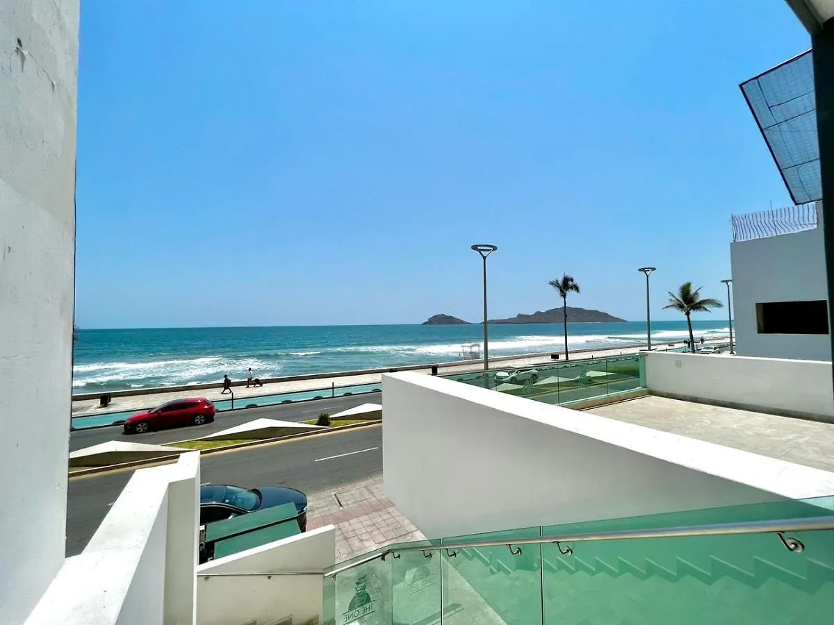 アパート The One 6 Sobre El Malecon Vista Al Estadio De Baseball マサトラン