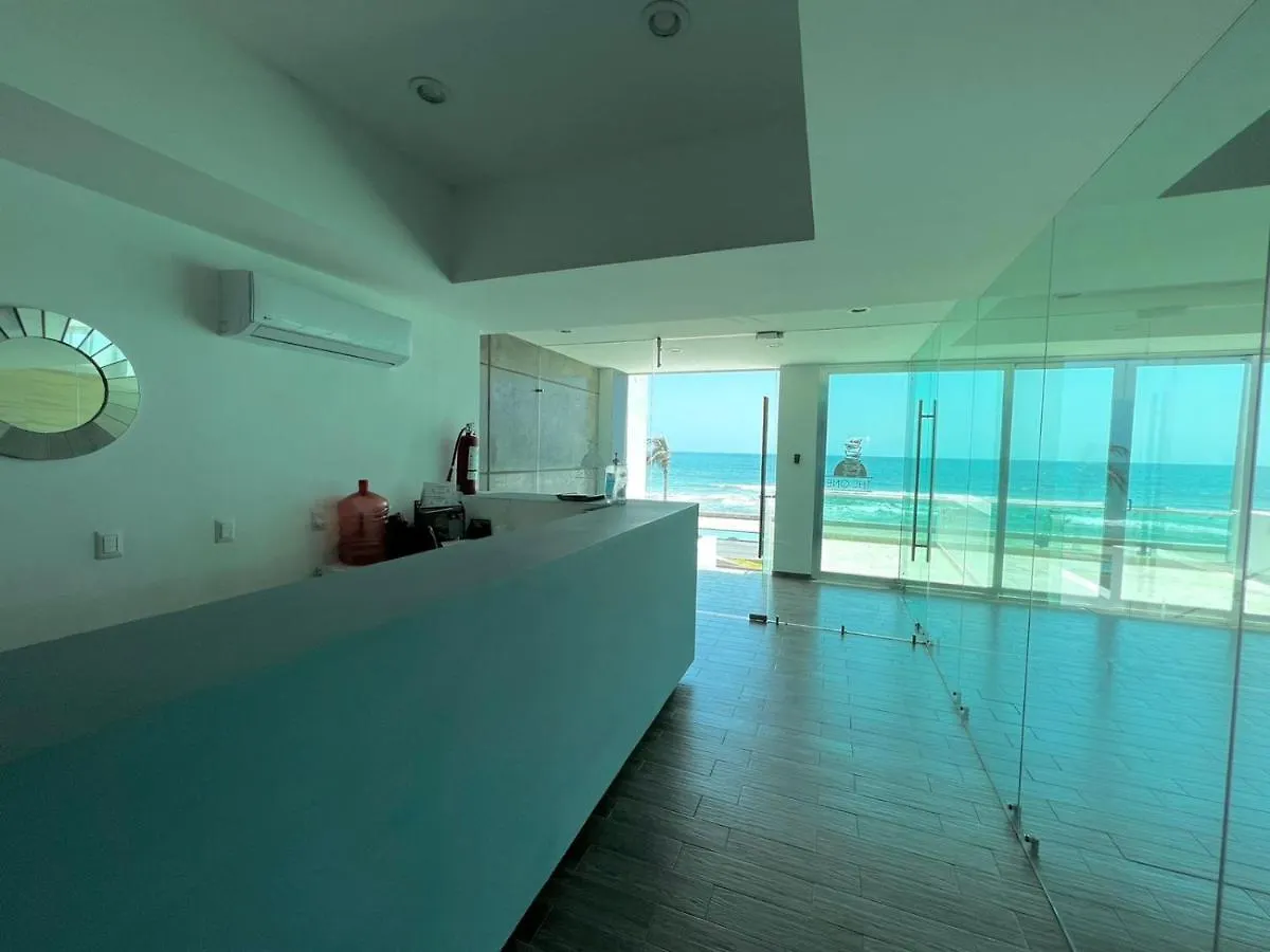 アパート The One 6 Sobre El Malecon Vista Al Estadio De Baseball マサトラン